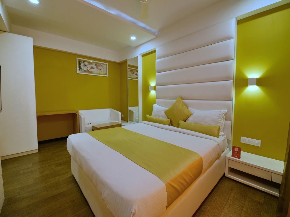Oyo 963 Hotel Rumaya Ujjain Exterior photo